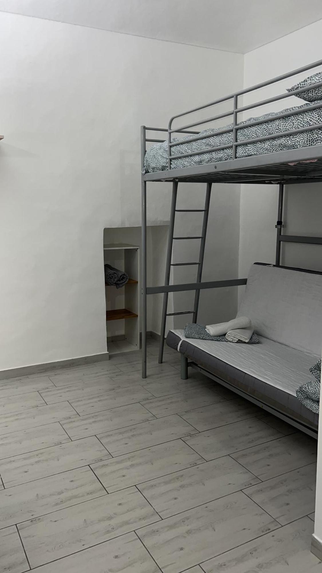 Bed2Go Brescia Lägenhet Turin Exteriör bild