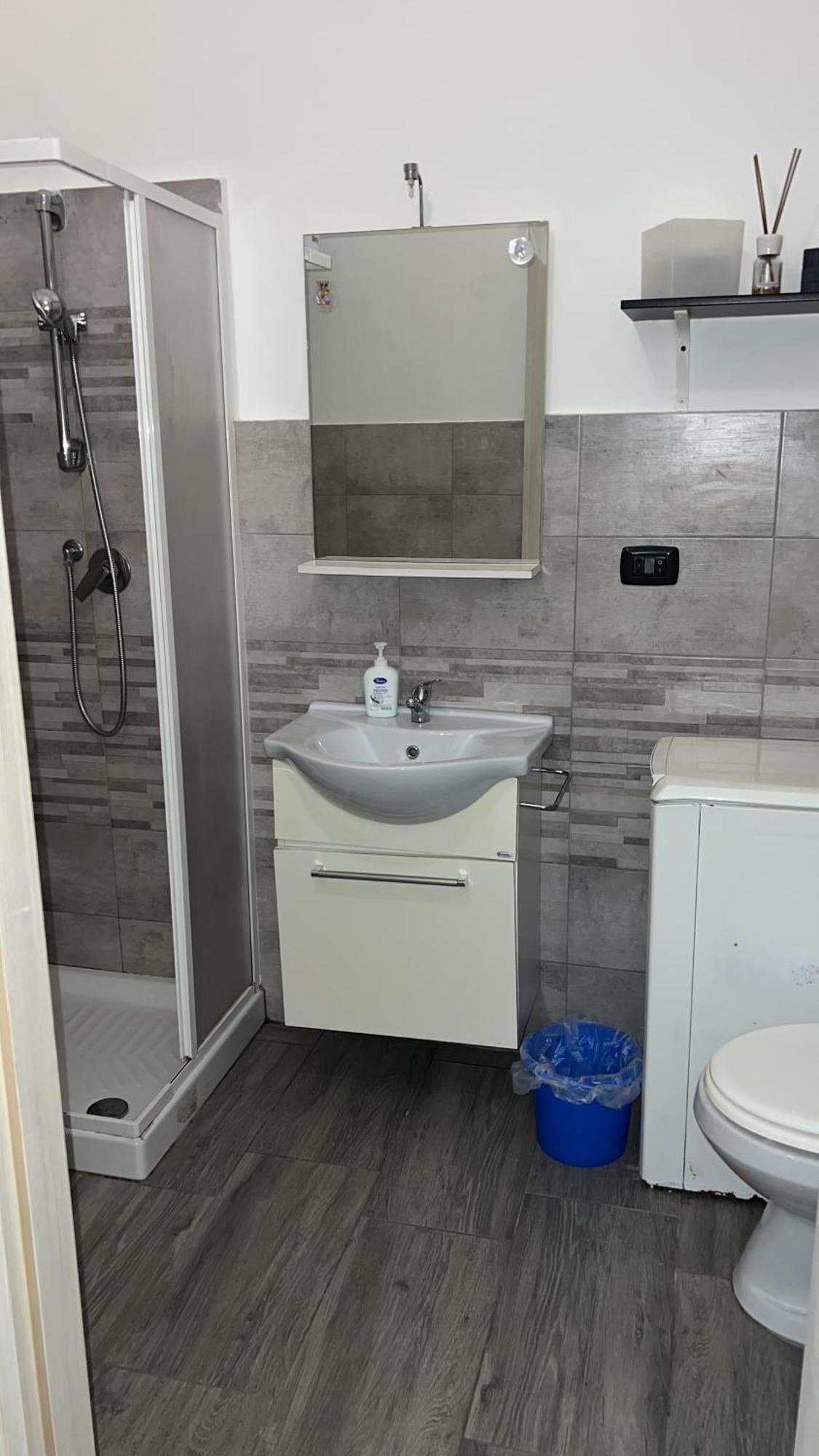 Bed2Go Brescia Lägenhet Turin Exteriör bild